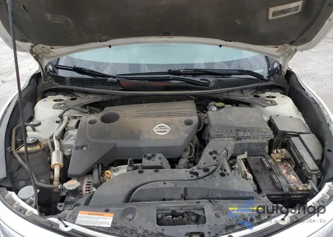 2015 Nissan Altima 2.5 z USA, uszkodzony, nr VIN 1N4AL3AP8FN347280